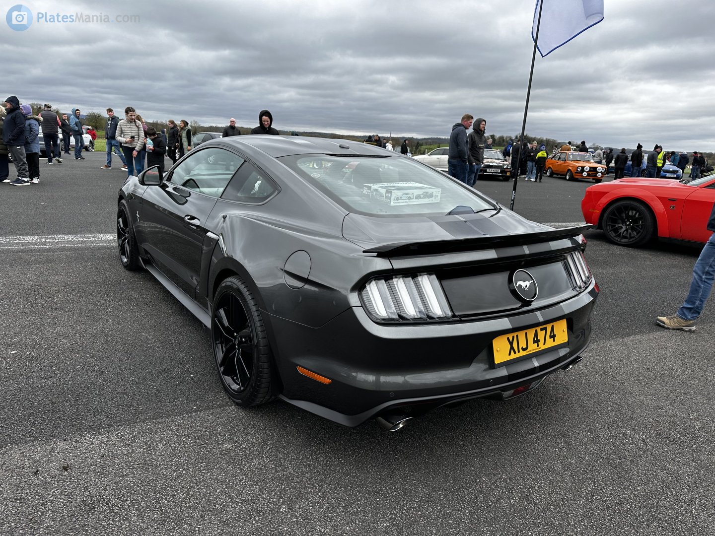 XIJ474, Ford Mustang 6th gen 2-door Coupé (S550), 2014–2017