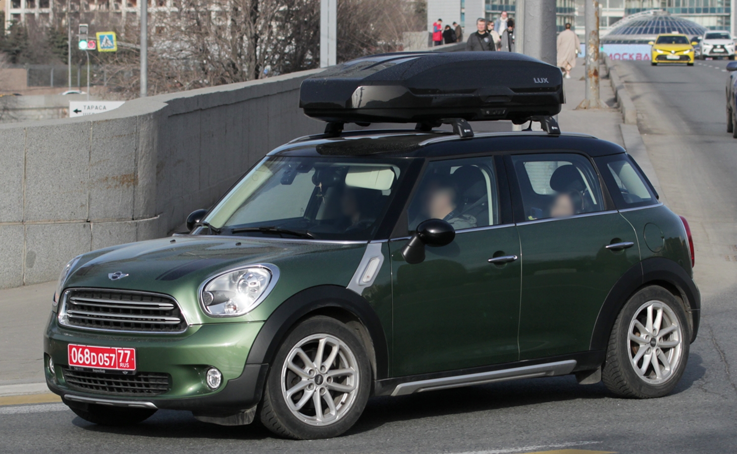 068 D 057 77, MINI Countryman 1st gen (R60), 2010–2016