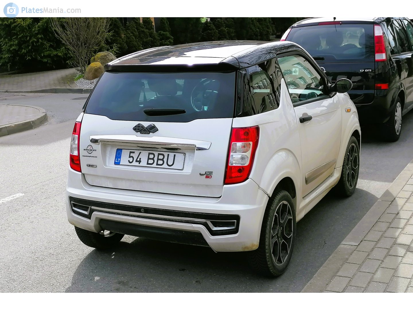 54 BBU, Ligier JS 50 