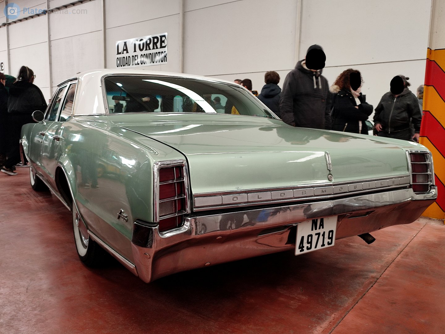 NA-49719, Oldsmobile F-85 2nd gen 1966 Sedan, 2nd facelift, 1965–1966