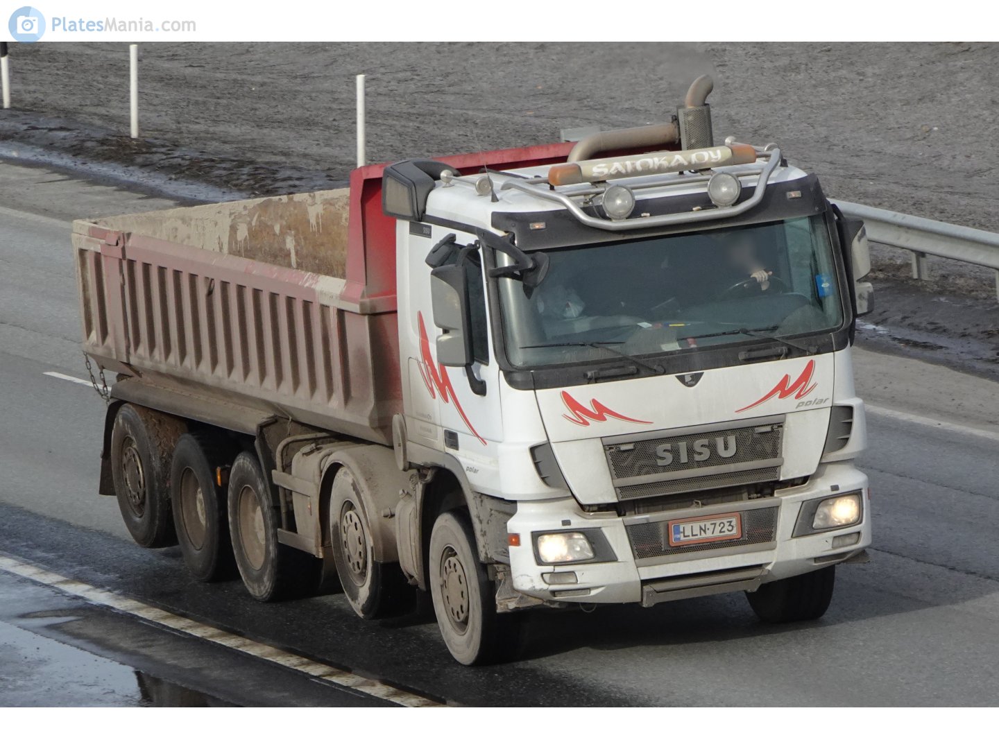 LLN-723, Sisu Polar 1st gen, 2010–2014