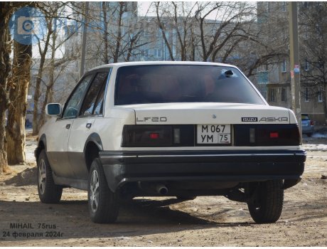 м067ум75, Isuzu Aska