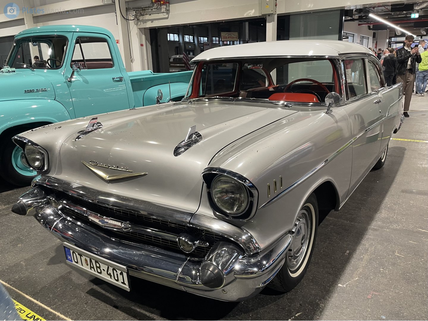 OT AB-401, Chevrolet Bel Air 2nd gen 1957 2-door Sedan (2402; A-body), 2nd facelift, 1956–1957