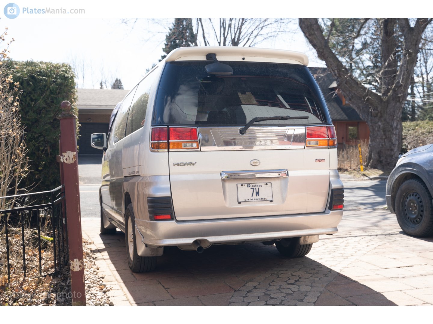 7W, Nissan Elgrand 1st gen Caravan Elgrand / Homy Elgrand (E50), 1997–2002