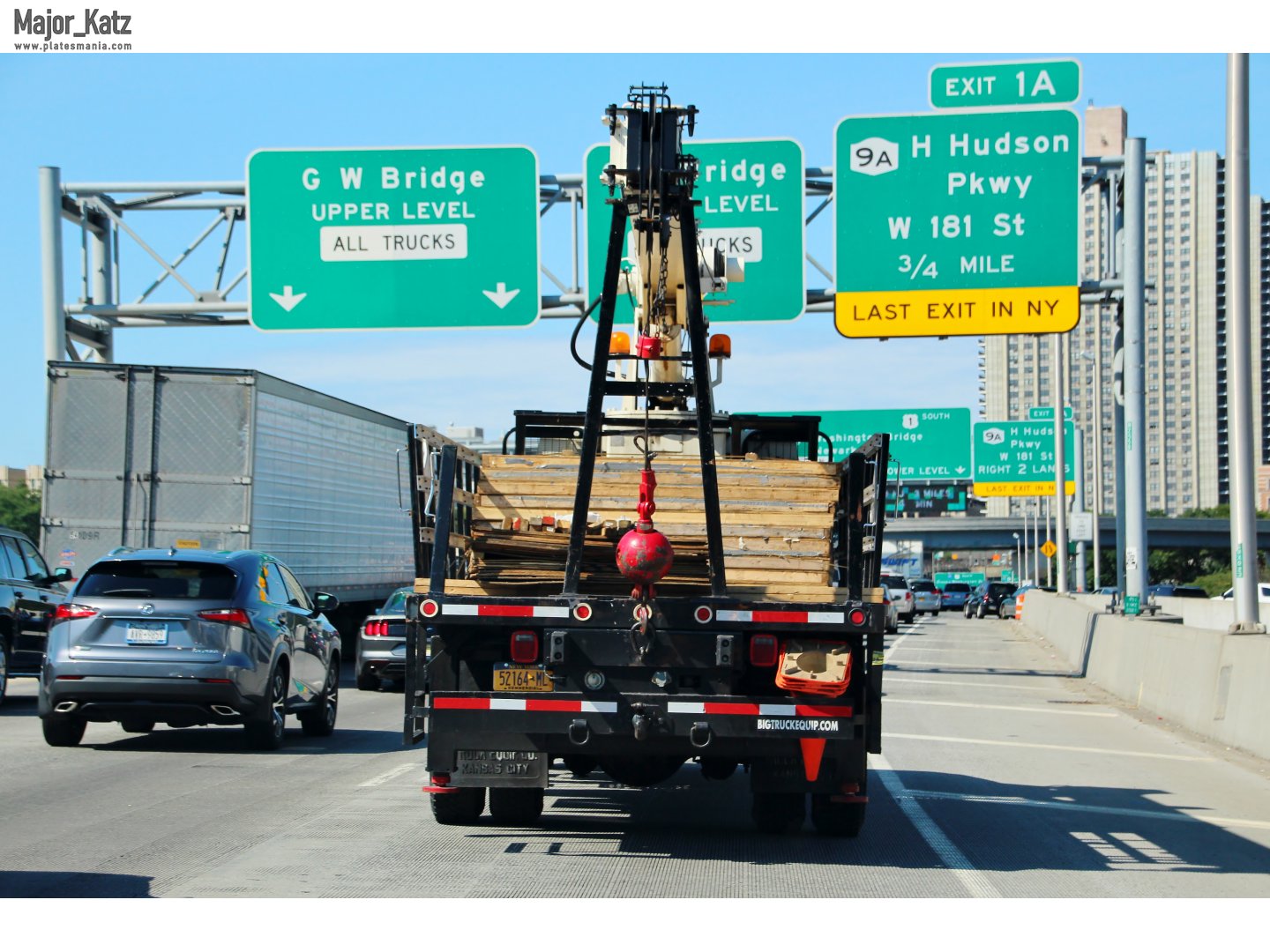 52164-ML, Ford F-800 9th gen, 1995–1999