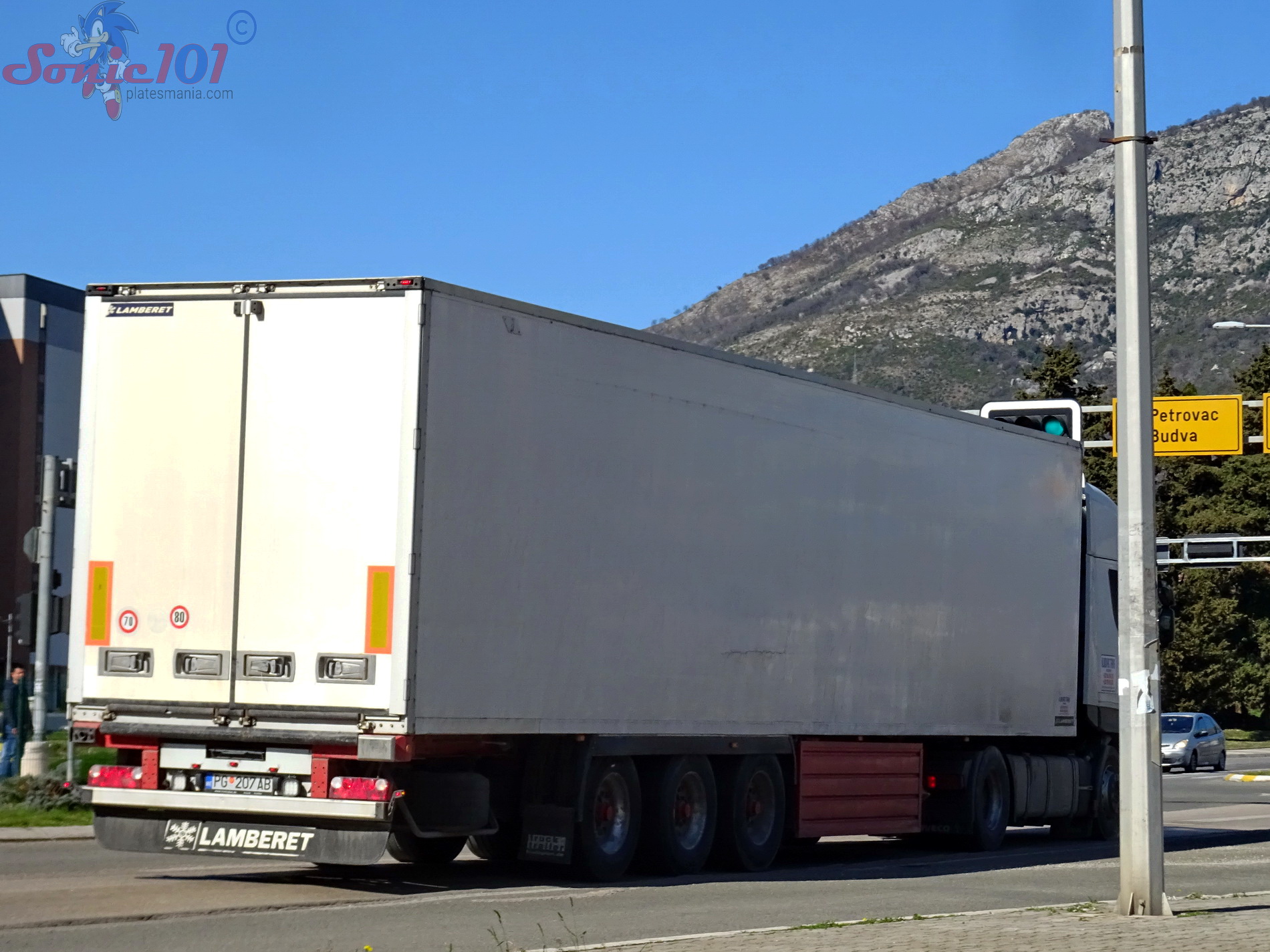 PG 207AB, Lamberet SR2 