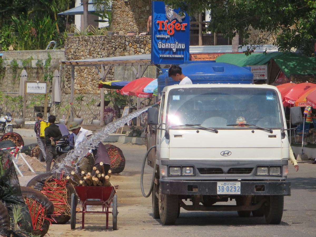 3B-0292, Hyundai Mighty 1st gen, 1986–1998