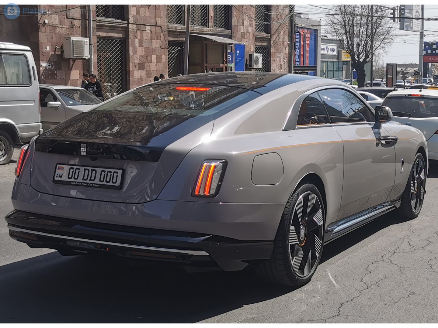 00 DD 000, Rolls-Royce Spectre 1st gen, 2023–
