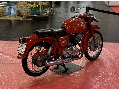 CR 31853, Moto Guzzi Lodola