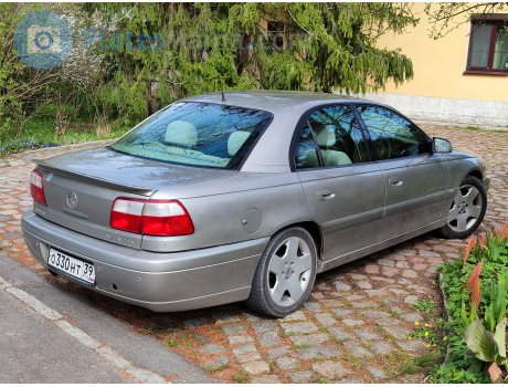 о330нт39, Vauxhall Omega