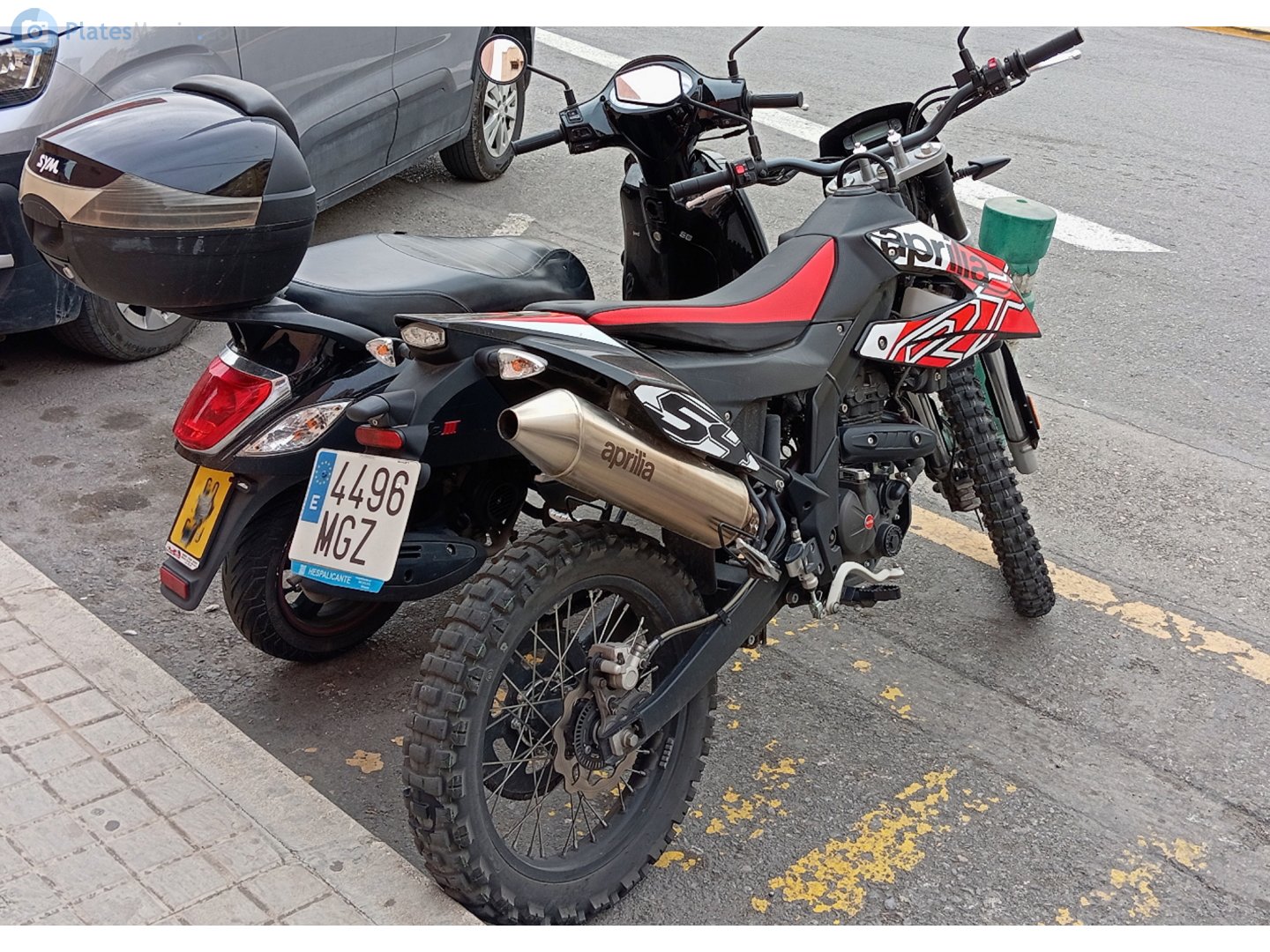 4496 MGZ, Aprilia RX 