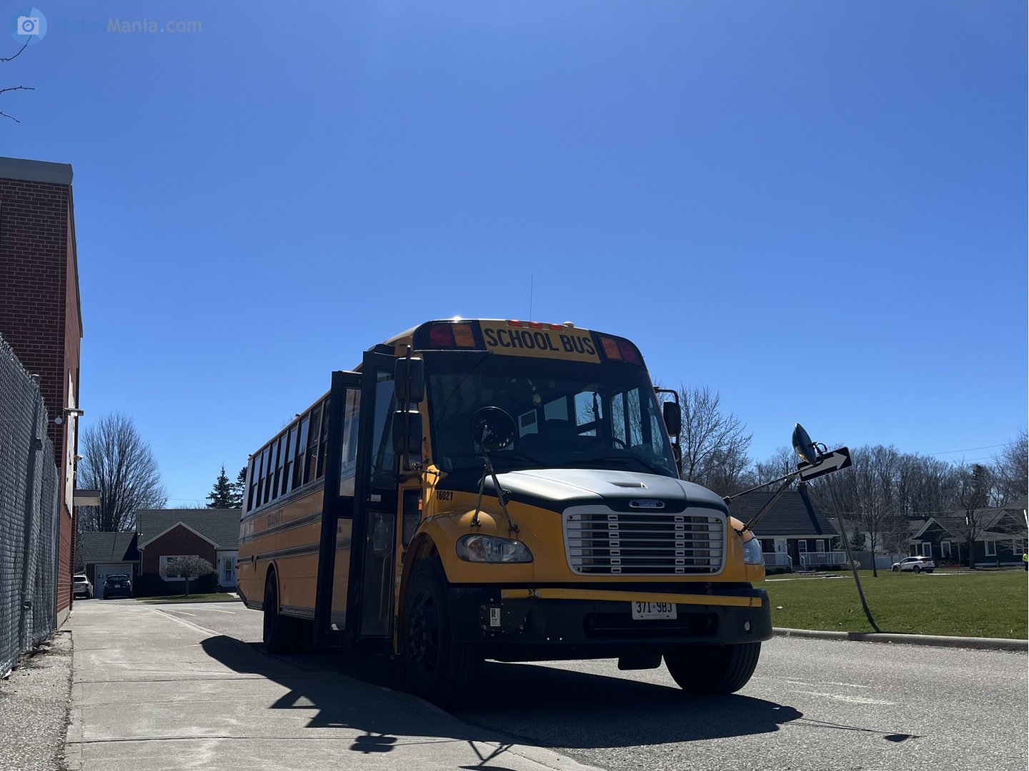 371-9BJ, Thomas Saf-T-Liner C2 