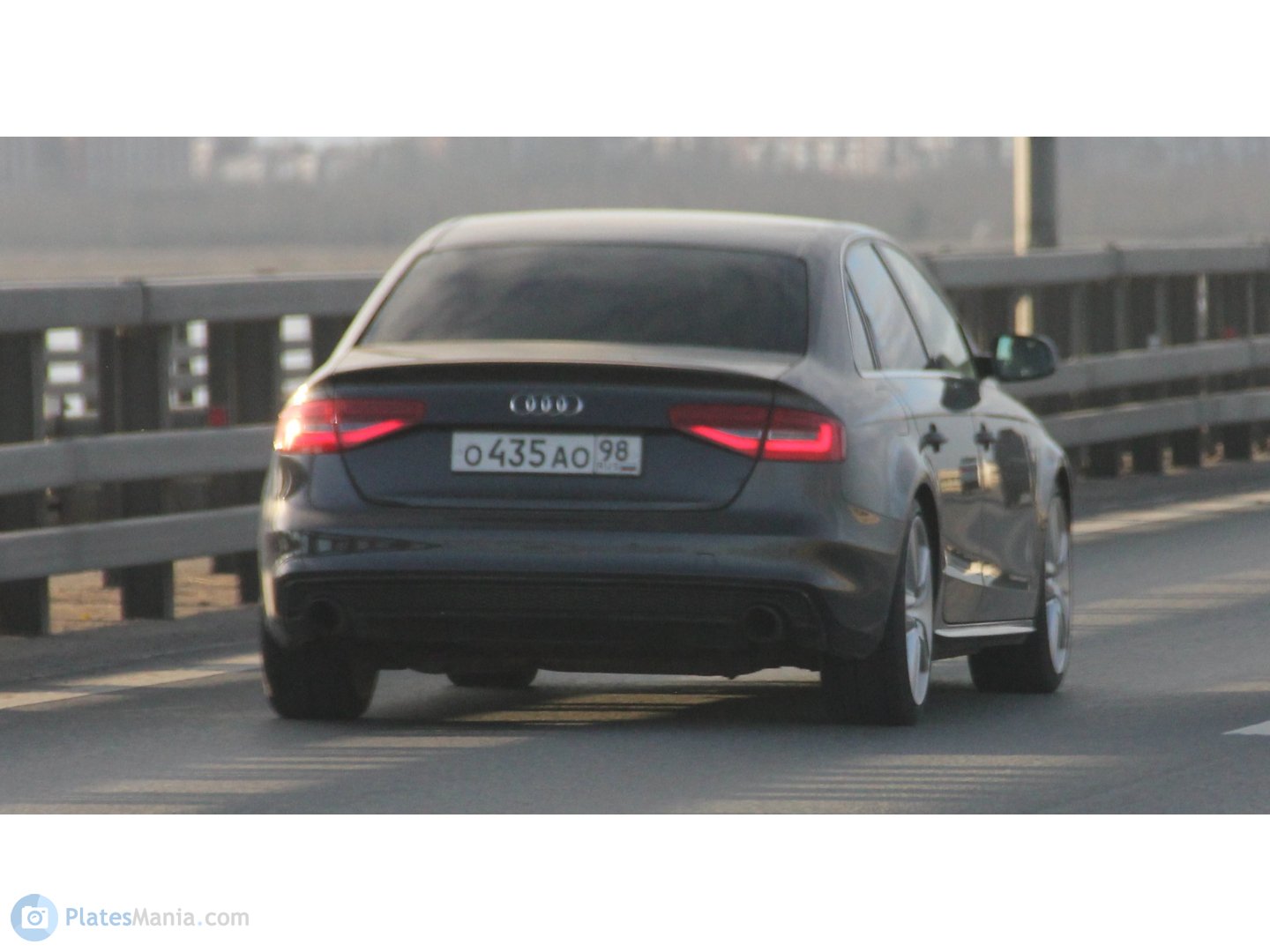 о 435 ао 98, Audi A4 