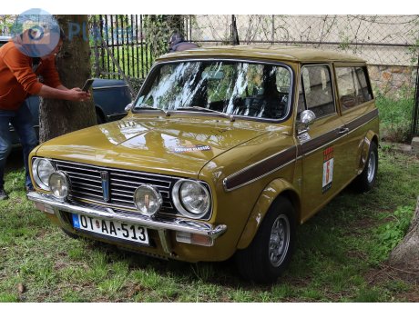 OT AA-513, Austin Mini Countryman