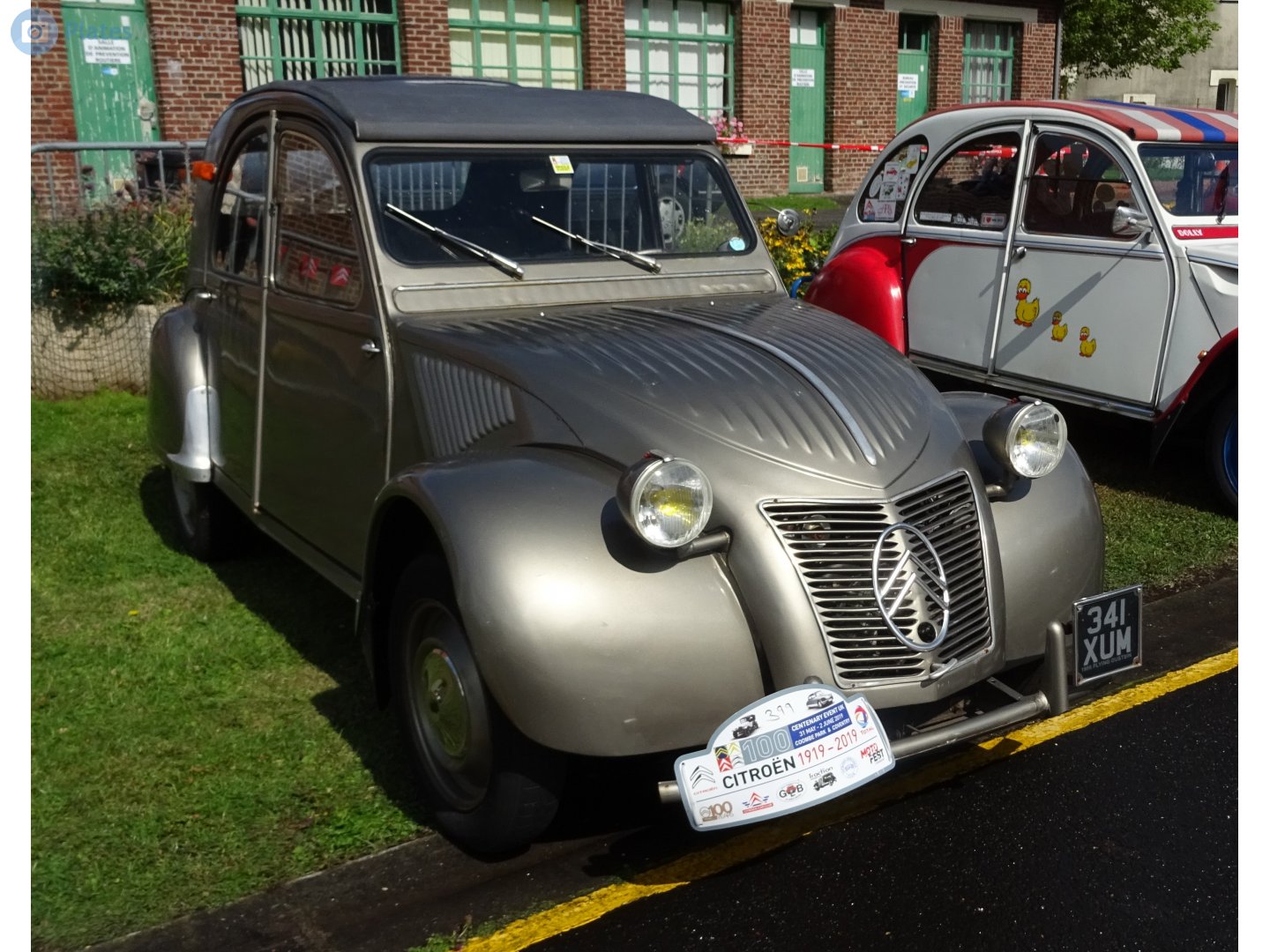 341XUM, Citroёn 2CV 1st gen Sedan, 1949–1990