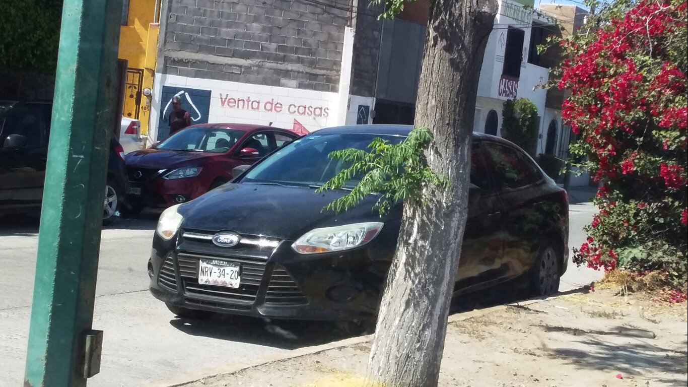 NRV-34-20, Ford Focus 3rd gen Sedan (DYB; C346), 2011–2014