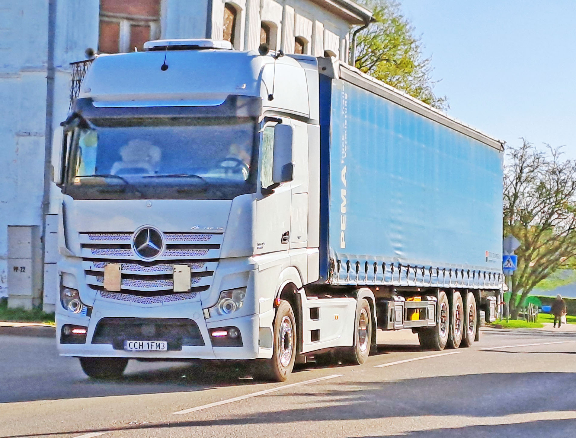 CCH 1FM3, Mercedes-Benz Actros 3rd gen (MP4/MP5), 2011–