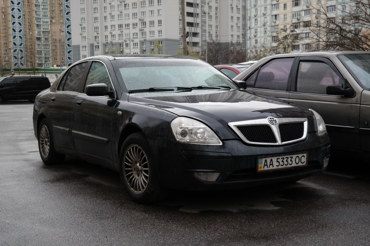 AA 5333 OC, Brilliance (Huachen Zhonghua) BS6 