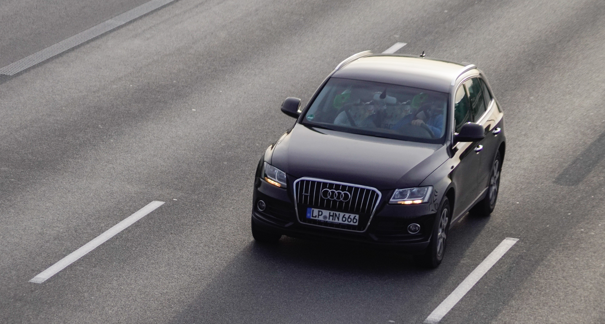 LP HN 666, Audi Q5 1st gen (8RB), 2008–2017