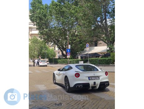 CB 7700 TM, Ferrari F12