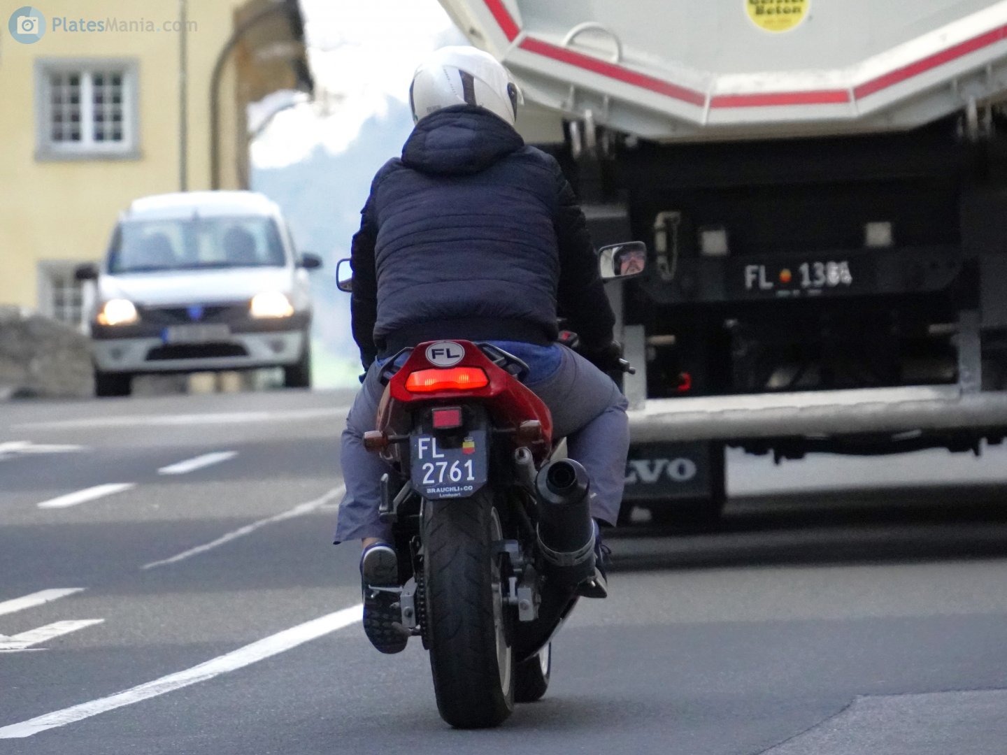 FL 2761, Kawasaki Ninja ZX-6R 1st gen, 1995–1997