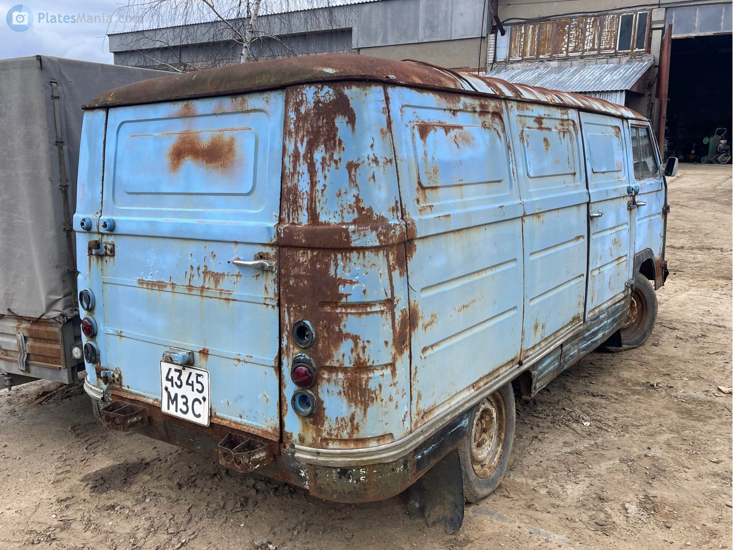 4345 МЗС, YerAZ 762 