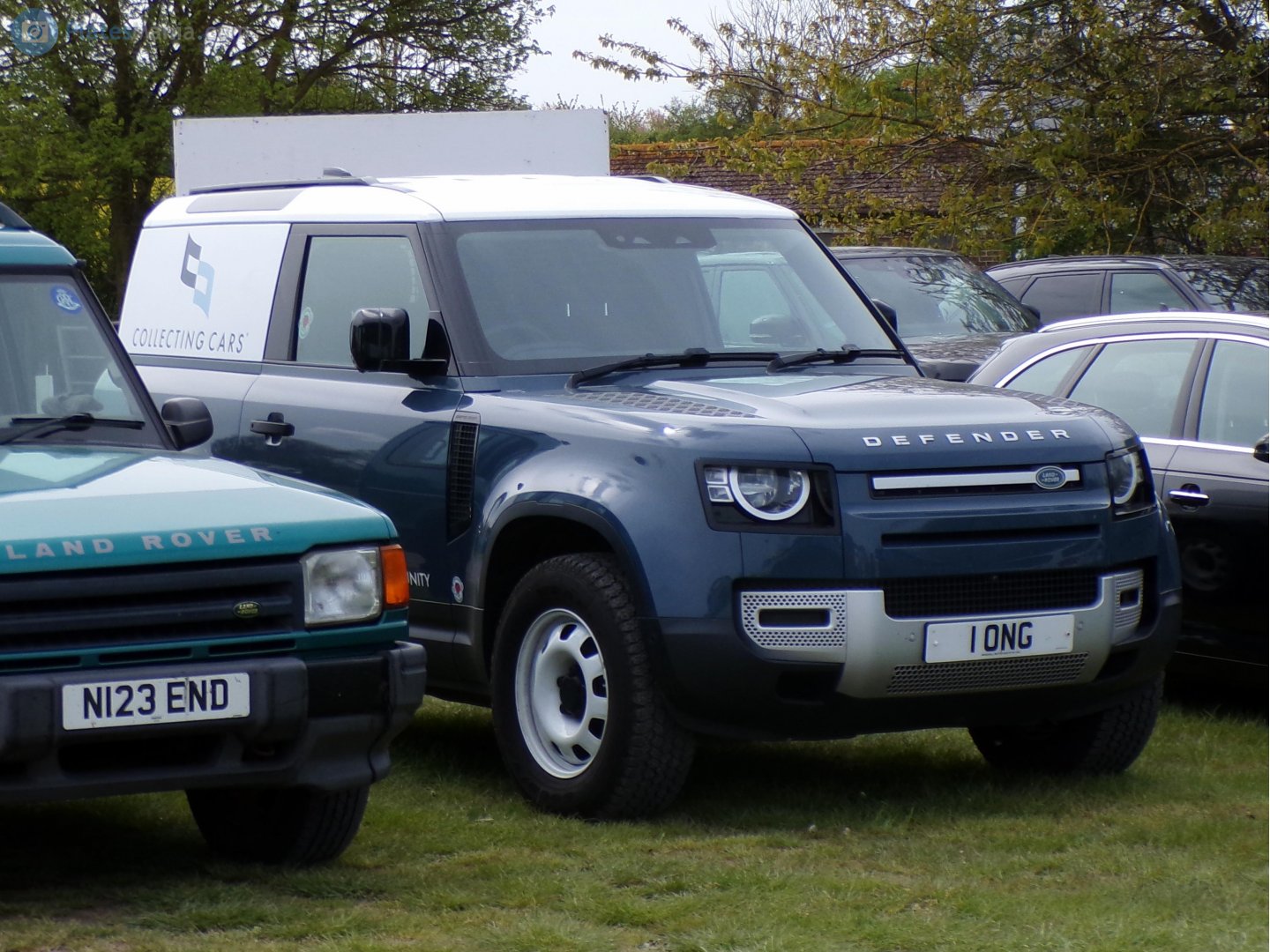 1ONG, Land Rover Defender 2nd gen 90