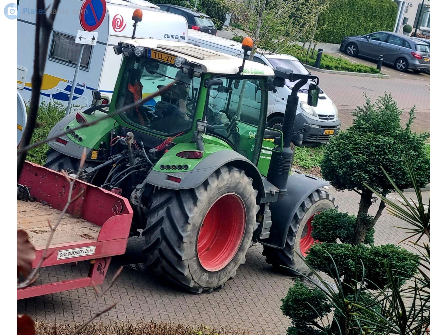 TLL-27-R, Fendt 500-Series 