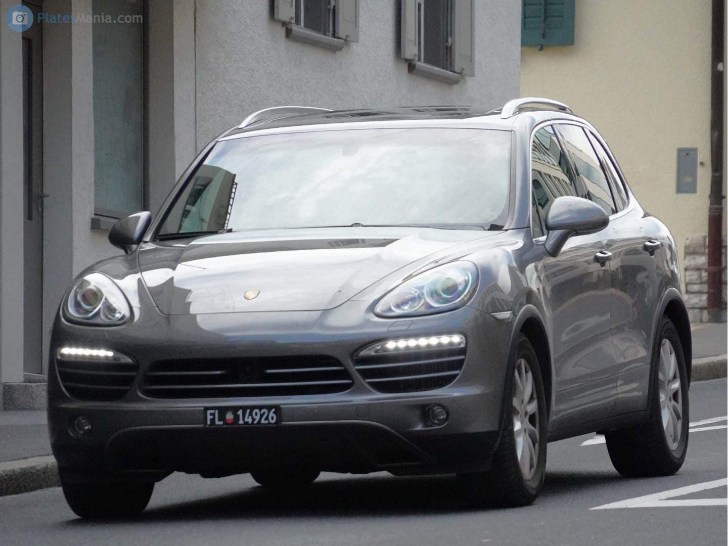 FL 14926, Porsche Cayenne 2nd gen (958; 92A), 2010–2014