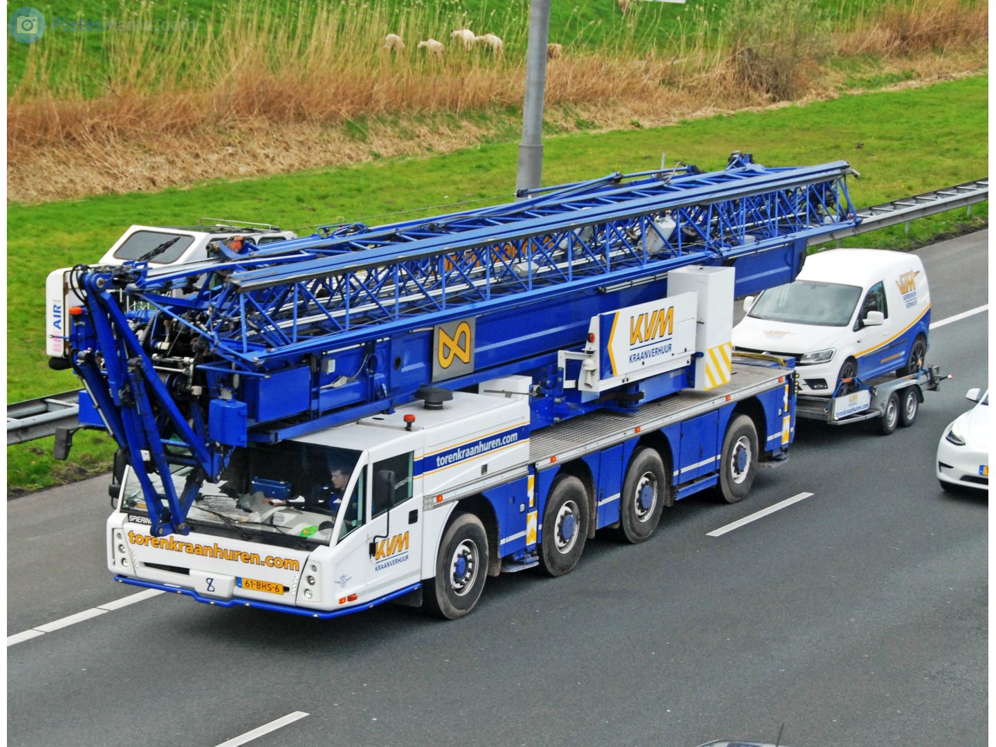 61-BHS-6, Spierings AT4 