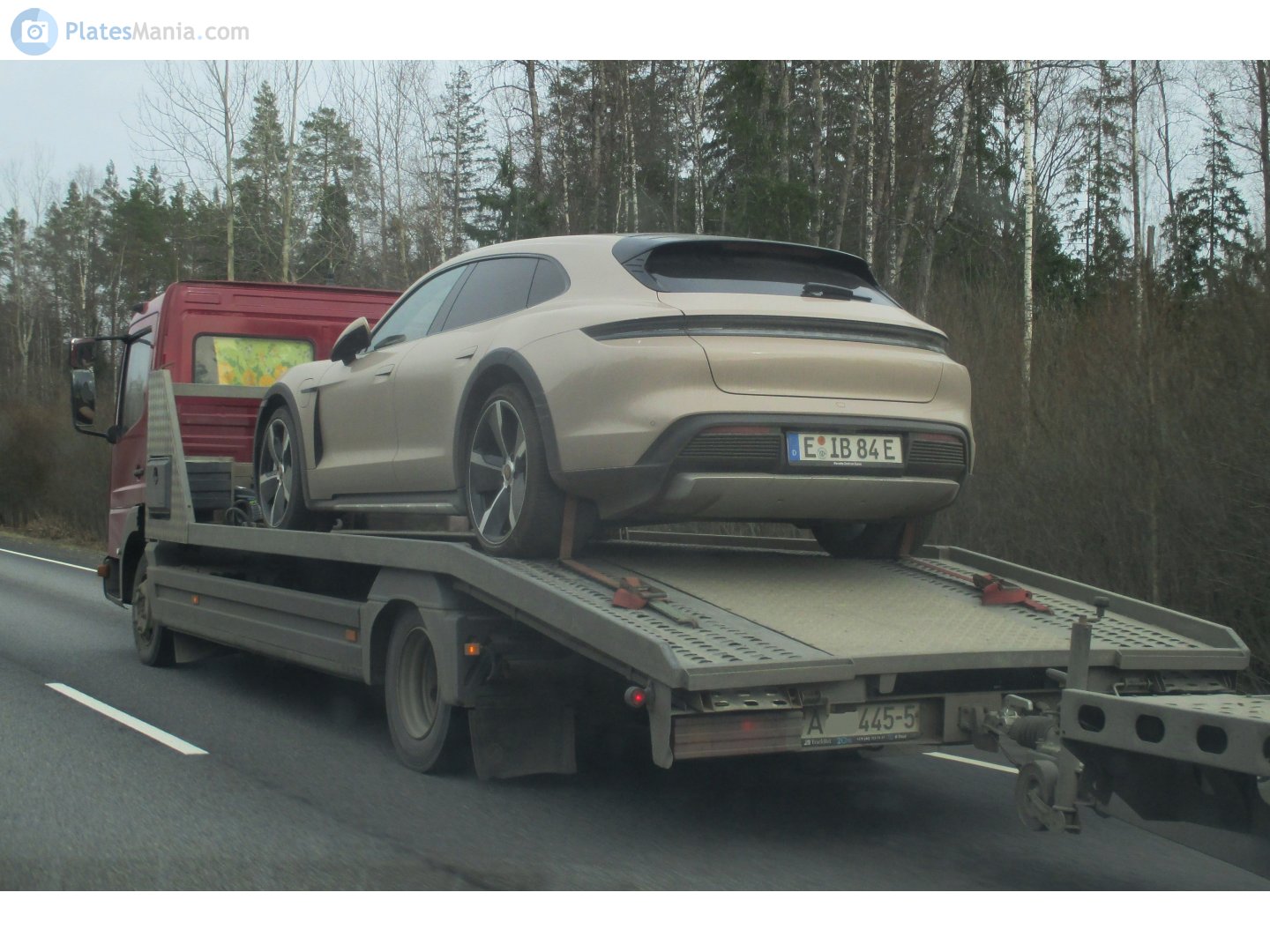 E IB 84 E, Porsche Taycan 1st gen Cross Turismo (9J1), 2021–2024