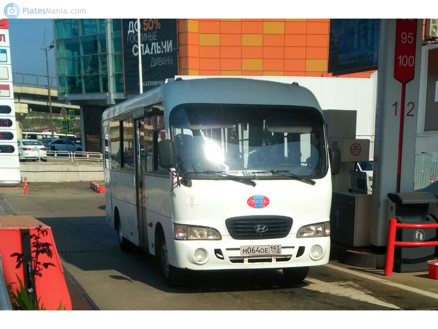 м 064 ое 193, Hyundai County 1st gen (CS), 1998–2007 (–2012 for RU-market)