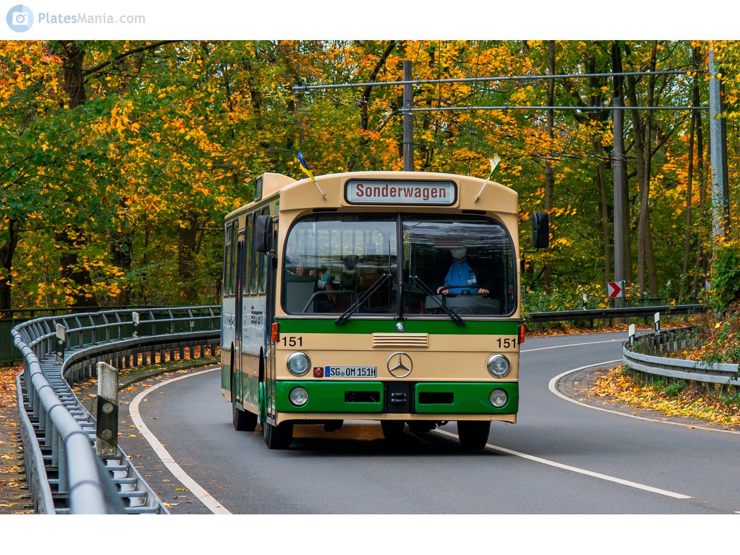 SG OM 151 H, Mercedes-Benz O305 1st gen O305 (307), 1967–1987