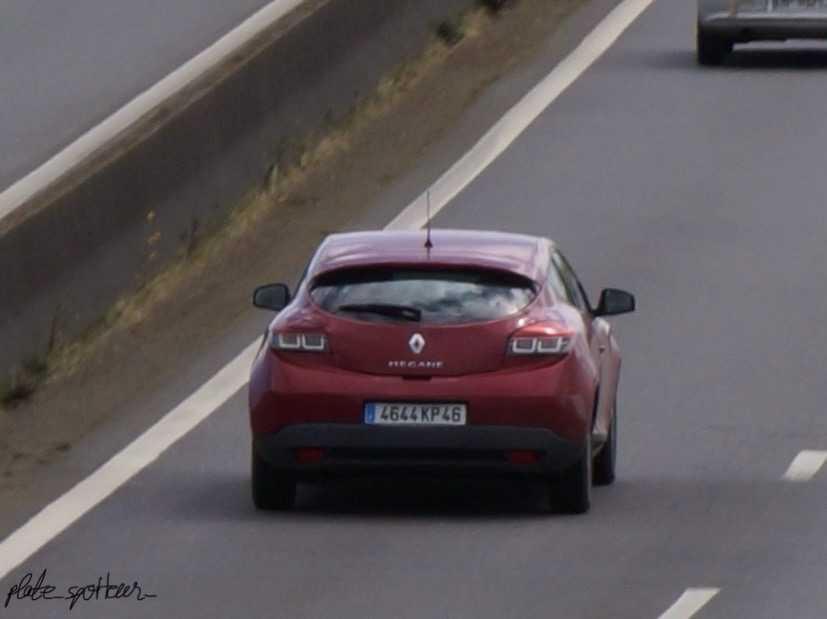 4644 KP 46, Renault Mégane 3rd gen Coupé (C95), 2008–2016