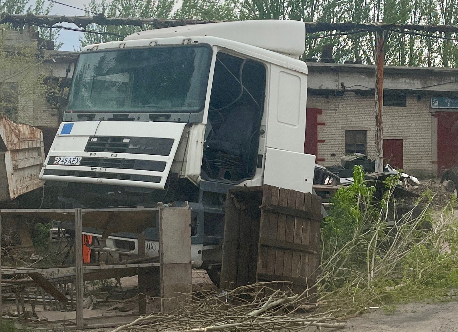 3245 АЕХ, DAF 95 1st gen, 1987–1997