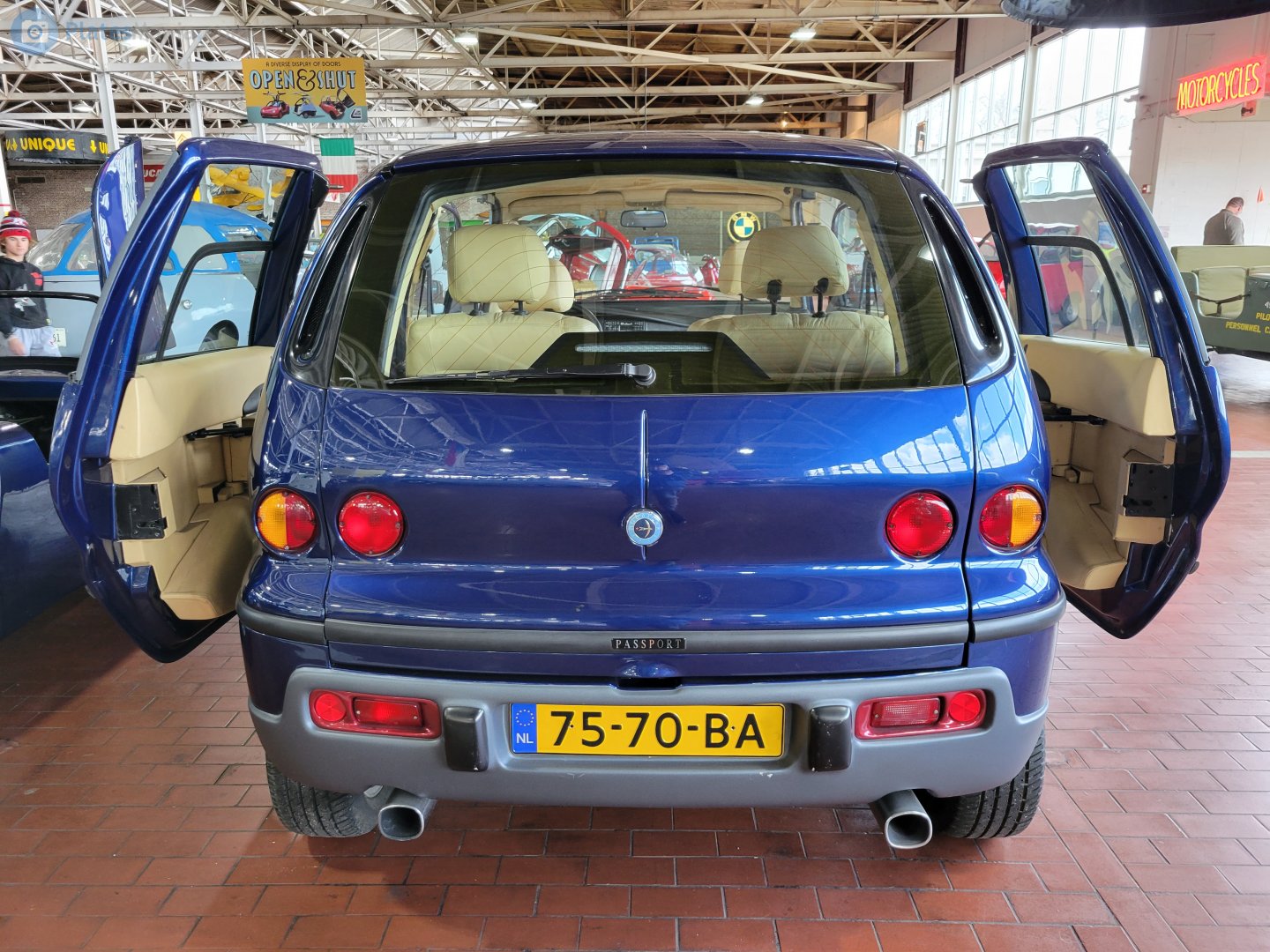 75-70-BA, License plate without vehicle 