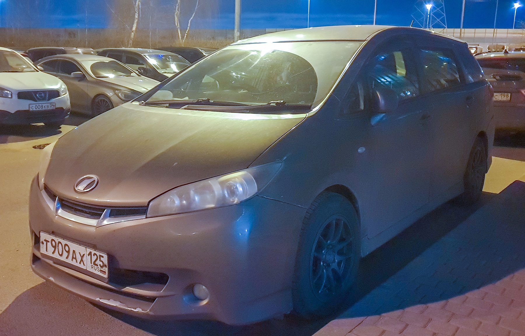 т 909 ах 125, Toyota Wish 2nd gen (AE20), 2009–2017