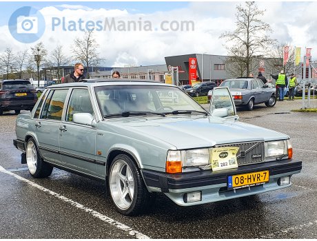 08-HVR-7, Volvo 760