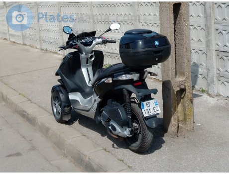 EF-131-EZ, Piaggio MP3