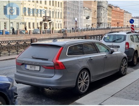 MY8, Volvo V90