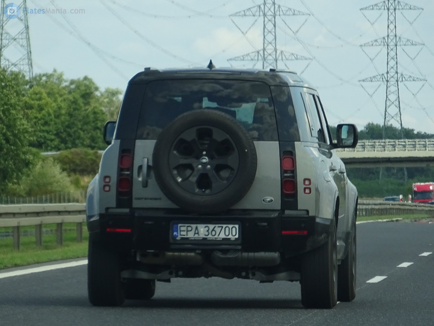 EPA 36700, Land Rover Defender 2nd gen 110