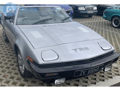 ZV 89040, Triumph TR8