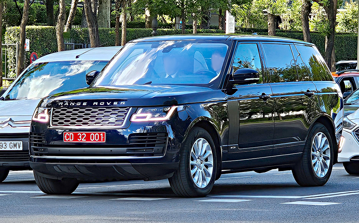 CD 32 001, Land Rover Range Rover 4th gen (L405), facelift, 2017–2022