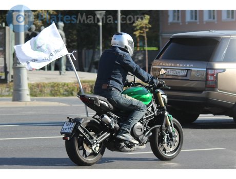 1501 ху 77, Benelli 752S