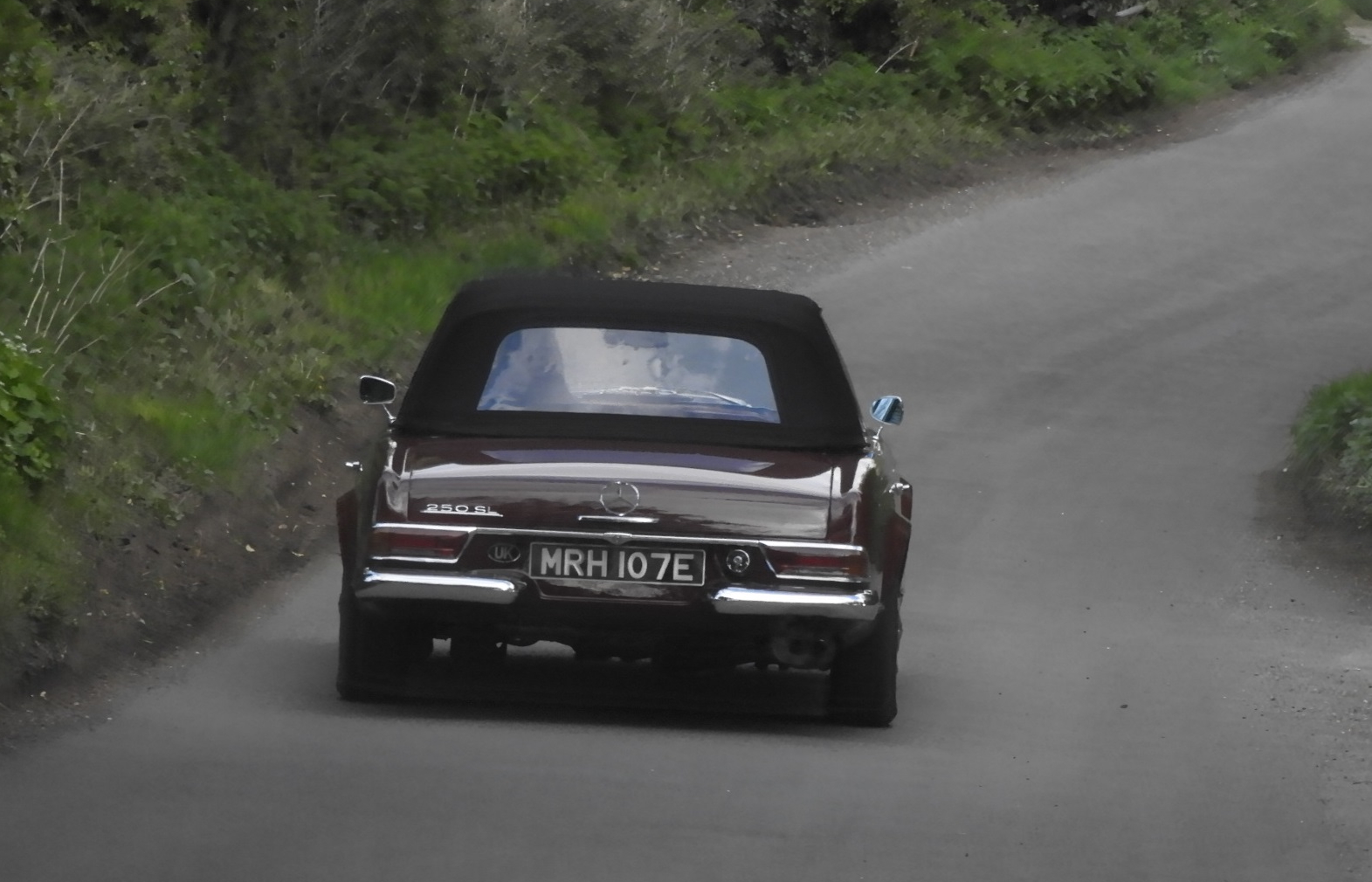 MRH107E, Mercedes-Benz SL-Klasse 2nd gen 230­–280 SL (W113), 1963–1971