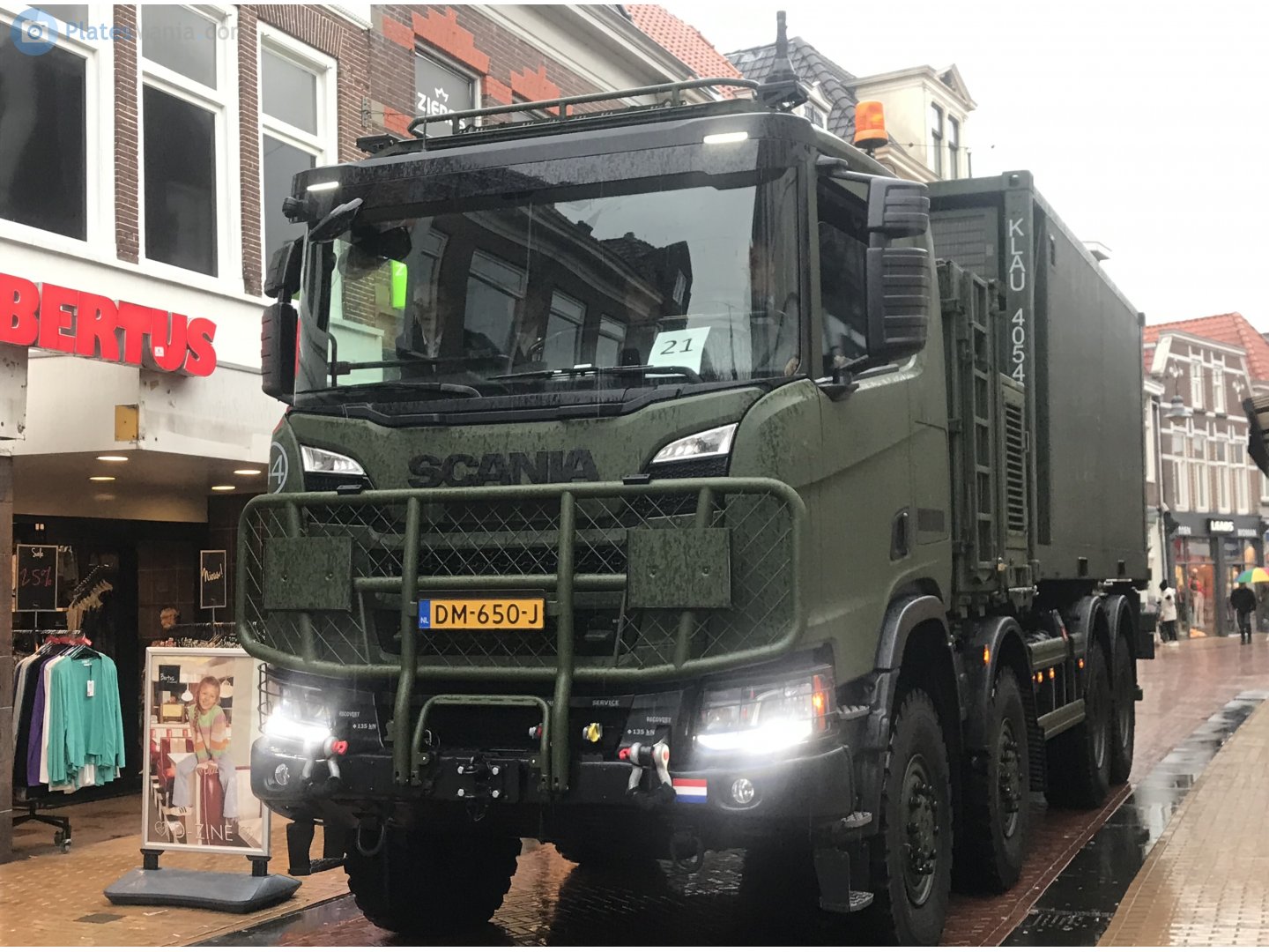 DM-650-J, Scania Gryphus 100kN 6×6 LO, 2018­–