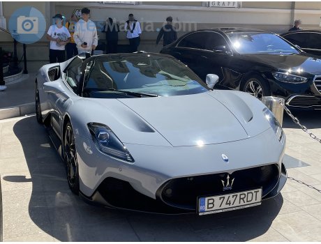 B 747 RDT, Maserati MC20