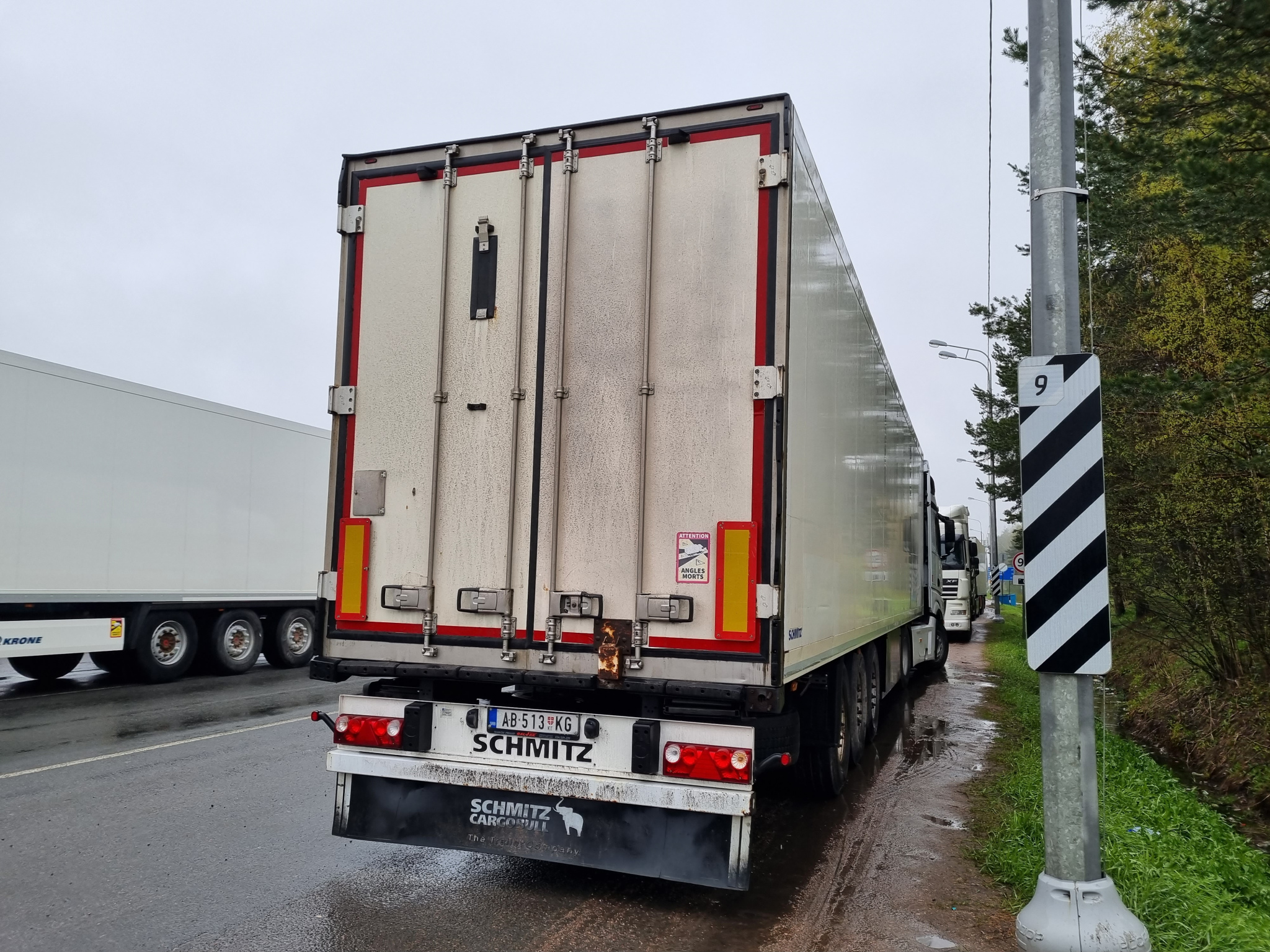 AB-513 KG, Schmitz SKO 