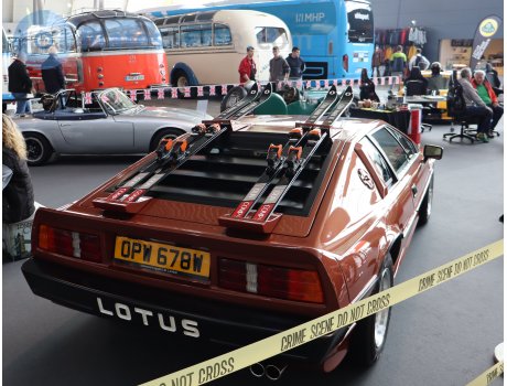 OPW 678W, Lotus Esprit