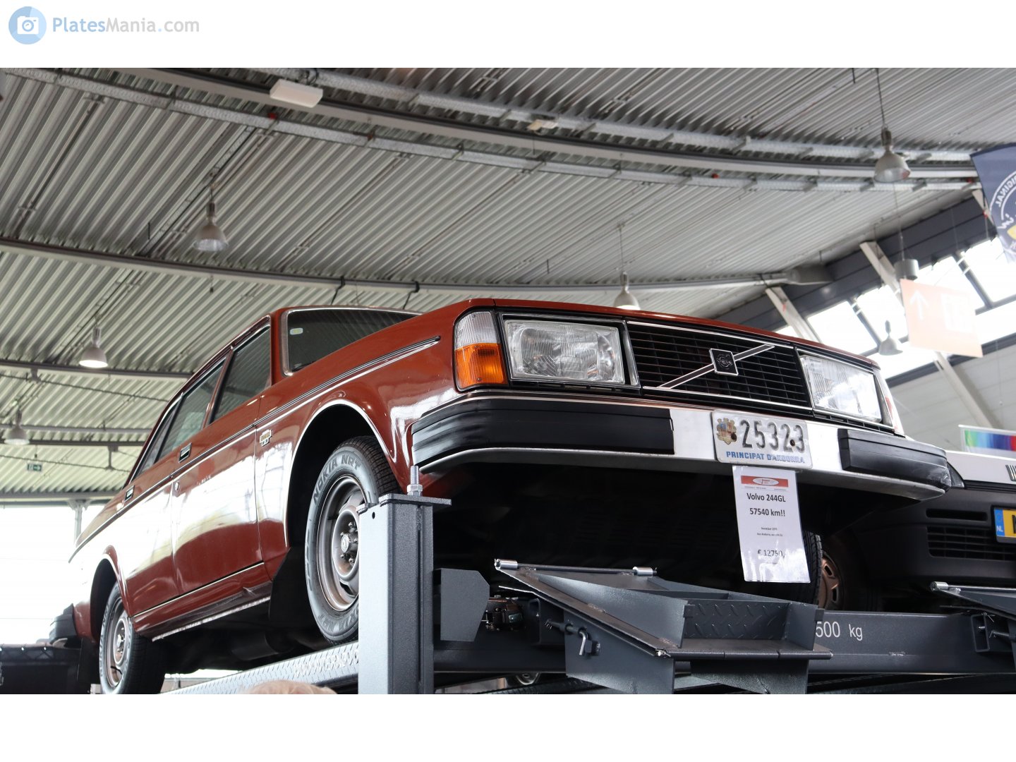 25323, Volvo 240-Series 1st gen 4-door Sedan (244), facelift, 1978–1993